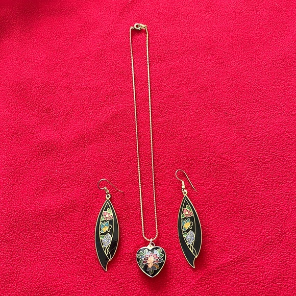 Cloisonné Necklace and Earrings Set - Picture 2 of 7